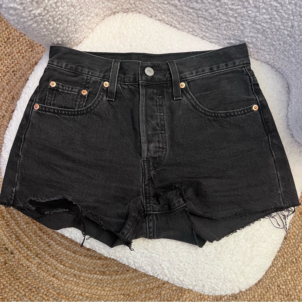 LEVIS 501 Black Shorts